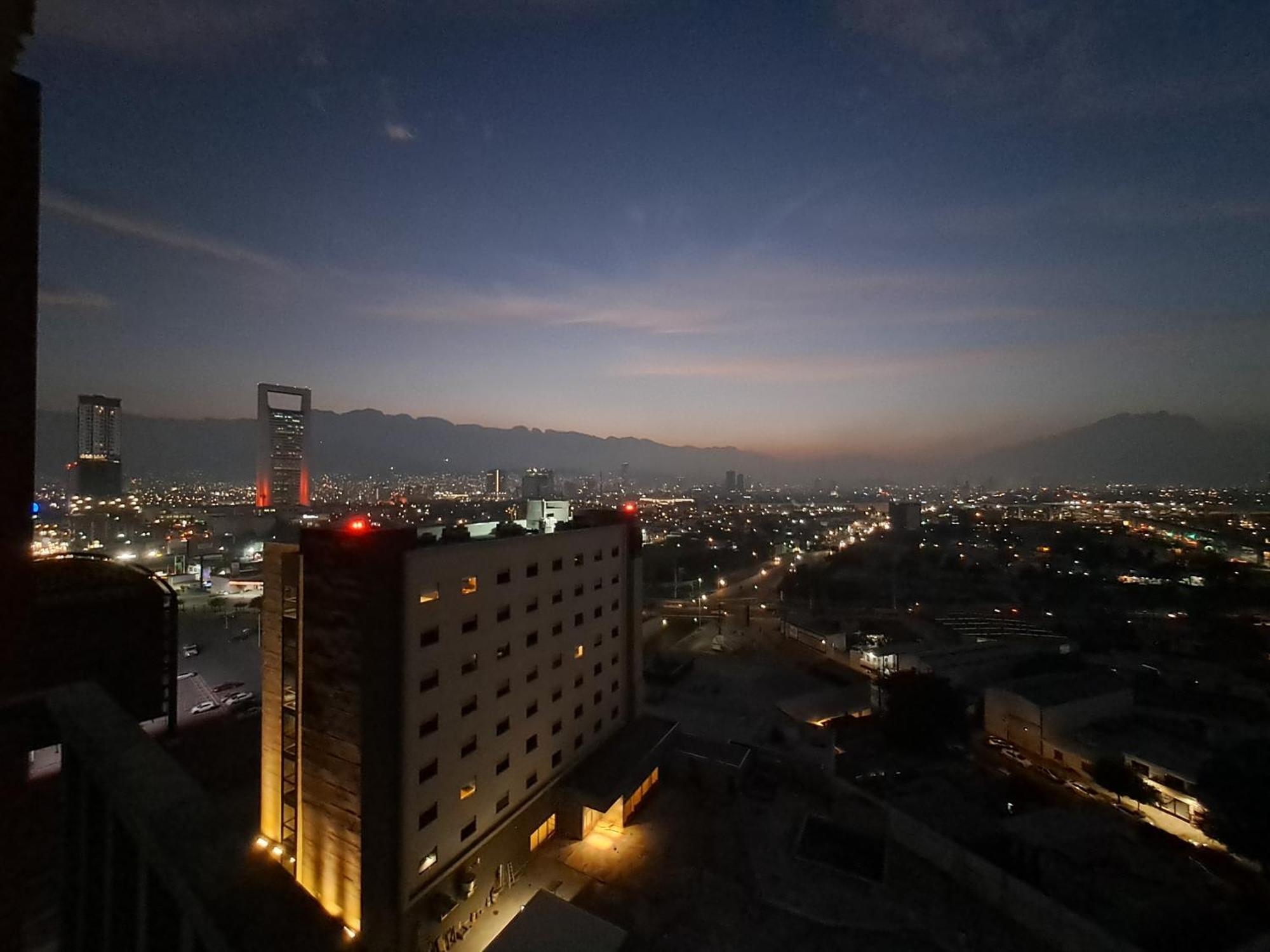 Departamento Exclusivo Enfrente De Arena Monterrey Apartment Екстериор снимка